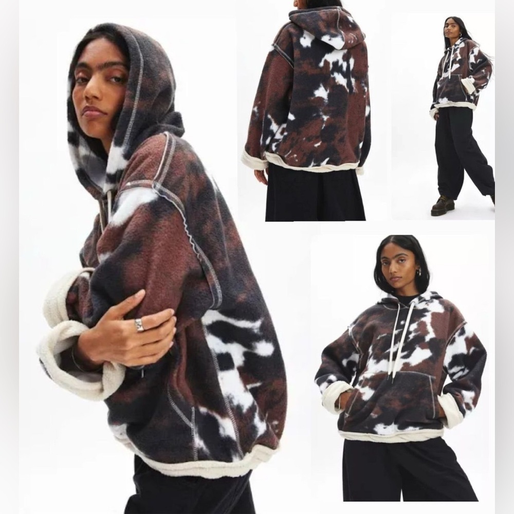 NWOT Urban Outfitters  BDG Keaton oversized camo sweatshirt hoodie